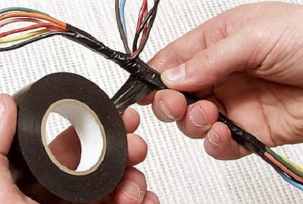Isolation avec du ruban électrique Ruban électrique pour la protection des fils