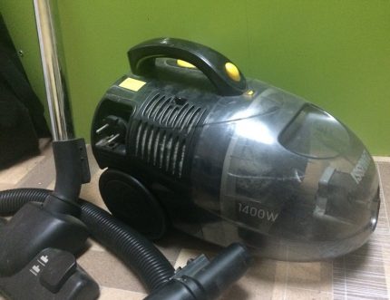 Vacuum cleaner without cyclone with a plastic container Zanussi ZAN1214 Vacuum cleaner Zanussi ZAN1214
