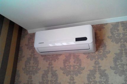 Kentucky air conditioning indoor unit on the wall Kentatsu air conditioning on the wall