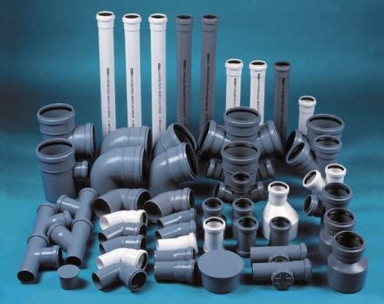 Sewer plastic pipes Segments of plastic sewer pipelines