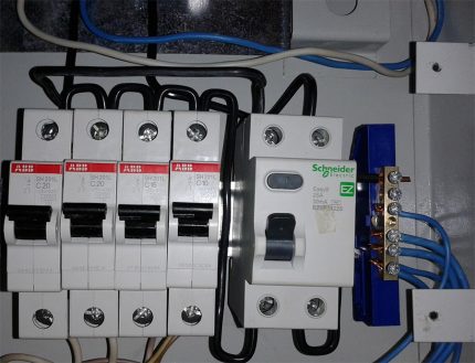 Circuit breaker installation diagram Automata: introductory and lower level