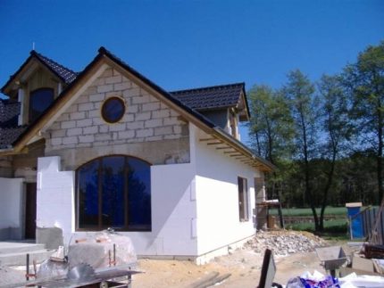 Évents et évents dans une maison en construction Pertes de ventilation