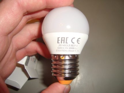 Technical characteristics of the bulb are indicated on its housing LED lamp marking