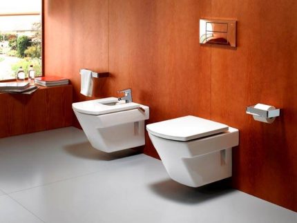 Installation au sol Toilettes suspendues