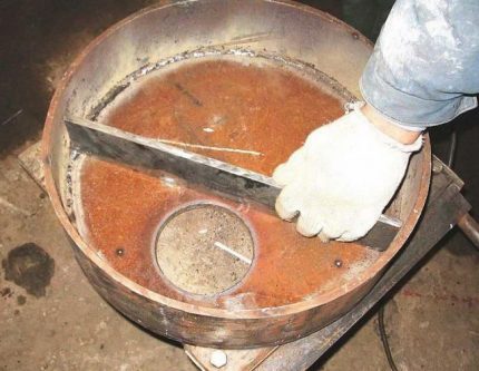 O dispositivo da câmara de combustão superior do fogão que trabalha fora do tubo Câmara de combustão superior