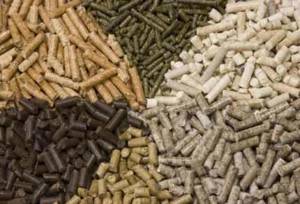 Mga pellets na kahoy para sa hurno Ang halaga ng mga pellet