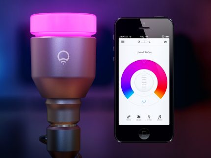 מנורה מבוקרת סמארטפון מנורת Lifx Mini Wi-Fi חכמה