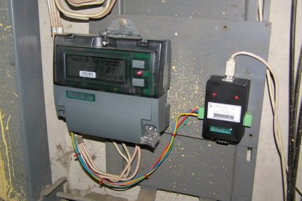 Mercury two-tariff electric meter Two-tariff electric meter Mercury