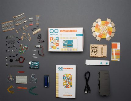 Composants pour un appareil domestique intelligent sur Arduino Kit de démarrage Arduino