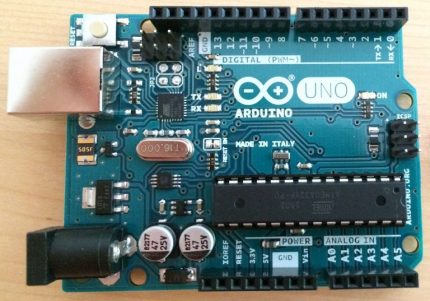 Paiement pour l'organisation d'une maison intelligente sur Arduino Carte Arduino d'origine