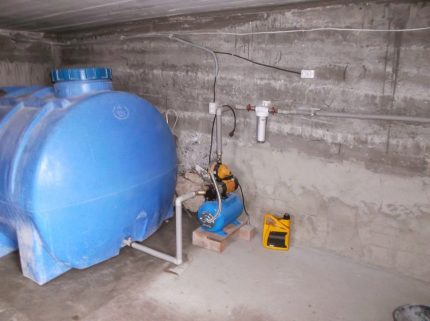 Station na may tangke ng imbakan Istasyon ng pump ng imbakan