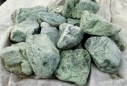 Farcit de Kamenka Pedres per a una cuina de bany