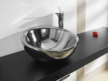 Raiví d’acer inoxidable elegant Lavabo d'acer inoxidable
