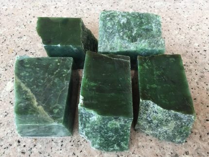 Pedres de jade per a una cuina de bany Jade xipat per prendre un bany