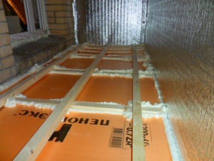 Isolation double plancher Plancher avec une double couche d'isolation