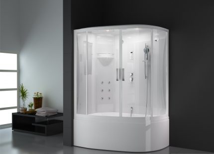 Rectangular na nakapaloob na shower
