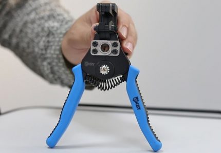 Which stripper is better to choose for stripping before connecting wires KVT stripper for stripping wires