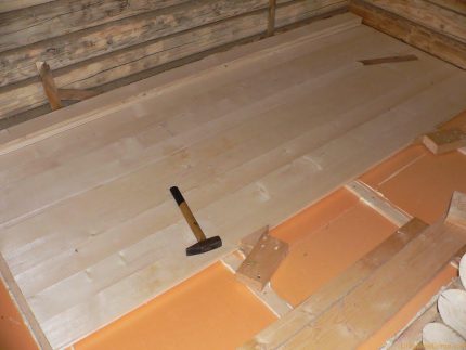 Floor insulation foam Thermal insulation with foam