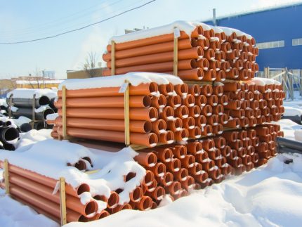 Storage of PVC pipes in an open area is prohibited Pipes from polymeric materials