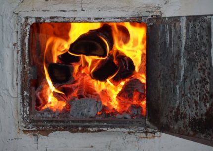 Porta do forno aberta