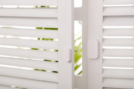 Capteurs d'ouverture de fenêtre et de porte Capteurs d'ouverture de fenêtre et de porte
