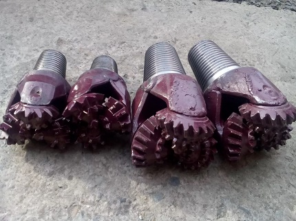 Rock drill bit Rock drill bit