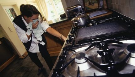 Bước đầu tiên trong trường hợp rò rỉ gas bên trong căn hộ Bước đầu tiên trong trường hợp rò rỉ gas bên trong căn hộ
