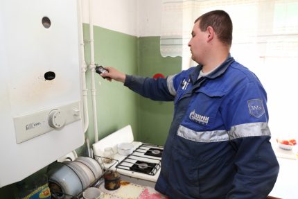 Мониторинг на работата на газов котел във връзка с електрически котел Проверка на отоплителното оборудване