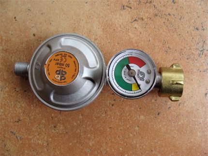 Propane cylinder reducer Propane cylinder reducer