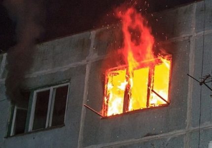 Kebakaran di pangsapuri Kebakaran di pangsapuri
