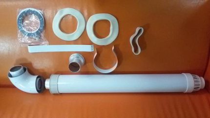 Mga accessory para sa pag-ipon ng isang coaxial chimney Mga accessory para sa pag-ipon ng isang coaxial chimney