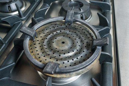 Vách ngăn bếp gas bị tắc Vách ngăn bếp gas bị tắc