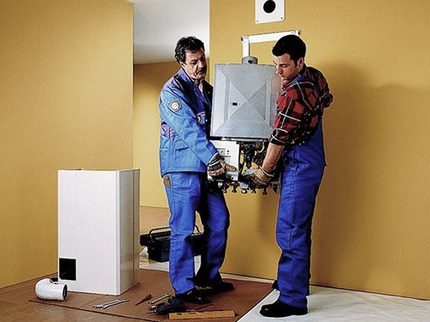Professional installation and speaker connection Professional installation and speaker connection