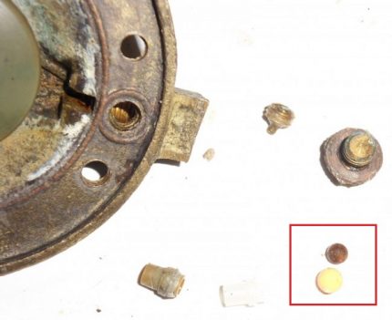 Metal and plastic ball Metal and plastic ball