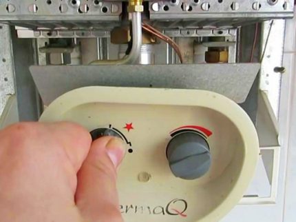 Column turns on with cotton Column turns on with cotton