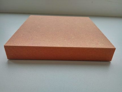 Écran en panneaux de particules