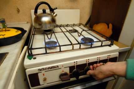 Εργασία ανάφλεξης Piezo δύο καυστήρων Εργασία ανάφλεξης Piezo δύο καυστήρων