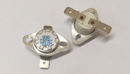 Water heater draft regulator Water heater draft regulator