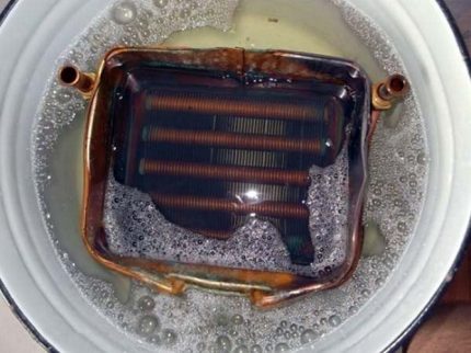 How to wash a gas water heat exchanger Heat exchanger flushing
