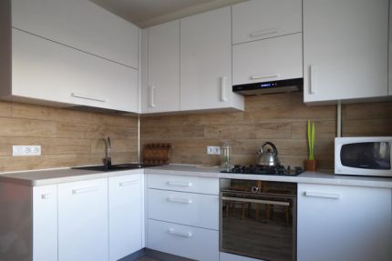 Ang hood ng Cooker sa interior Ang hood ng Cooker sa interior