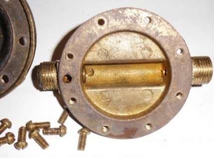 Water reducer screws Water reducer screws