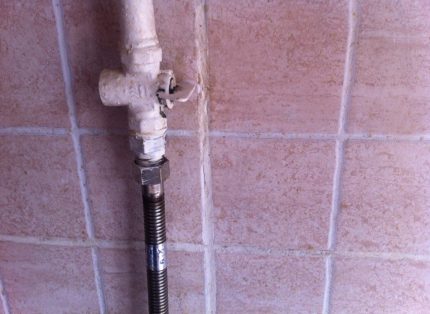 Gas tap