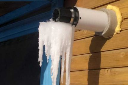Chimney Pipe ice