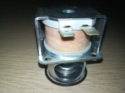 Gas valve solenoid Gas valve solenoid