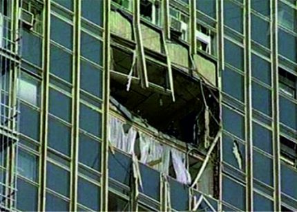 Destroyed easy-to-reset windows Destroyed easy-to-reset windows