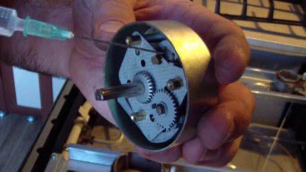 Plate timer lubrication Plate timer lubrication