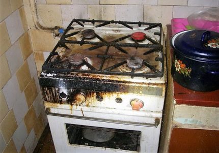 Gas stove after the explosion Gas stove after the explosion