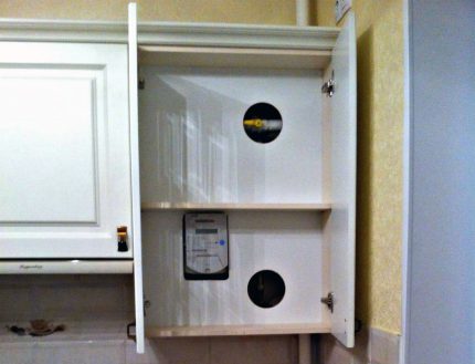Installing a gas meter in a double bottom cabinet Installing a gas meter in a double bottom cabinet