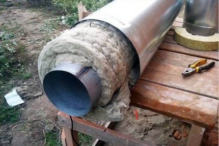 Σπιτικό σχέδιο για μόνωση αγωγών Μόνωση αερισμού από υαλοβάμβακα