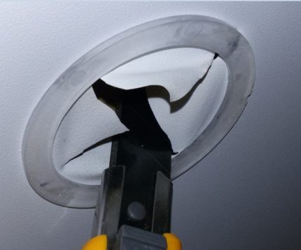 Trou de plafond
